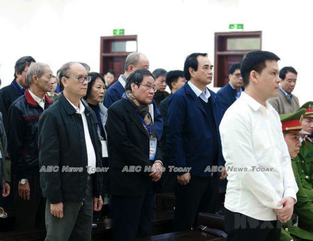 Twenty defendants, including jailed former chairmen of the Da Nang People’s Committee, Van Huu Chien and Tran Van Minh file appeal in a case of violation of land management regulations